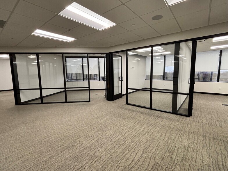 More Photos Of 4460 Highland Dr, Salt Lake City Medical For Lease