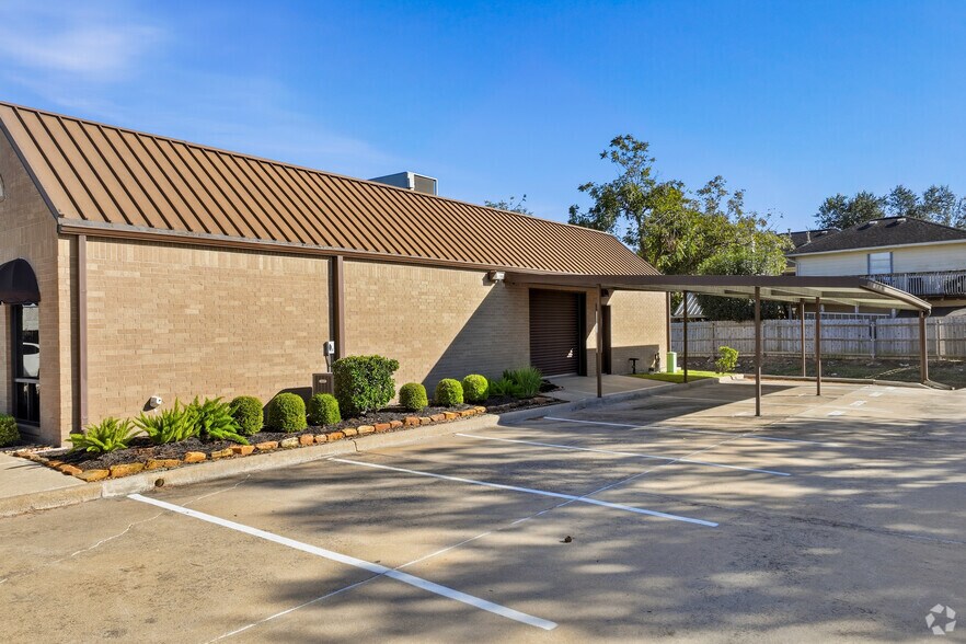 More Photos Of 4779-4781 S Main St, Stafford Office For Lease