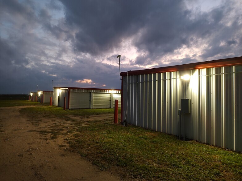 More Photos Of 108 Co 422 rd, Premont Specialty For Sale