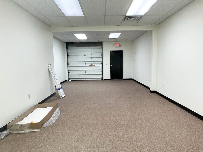 More Photos Of 556 Arbor Hill Rd, Kernersville Light Manufacturing For Lease