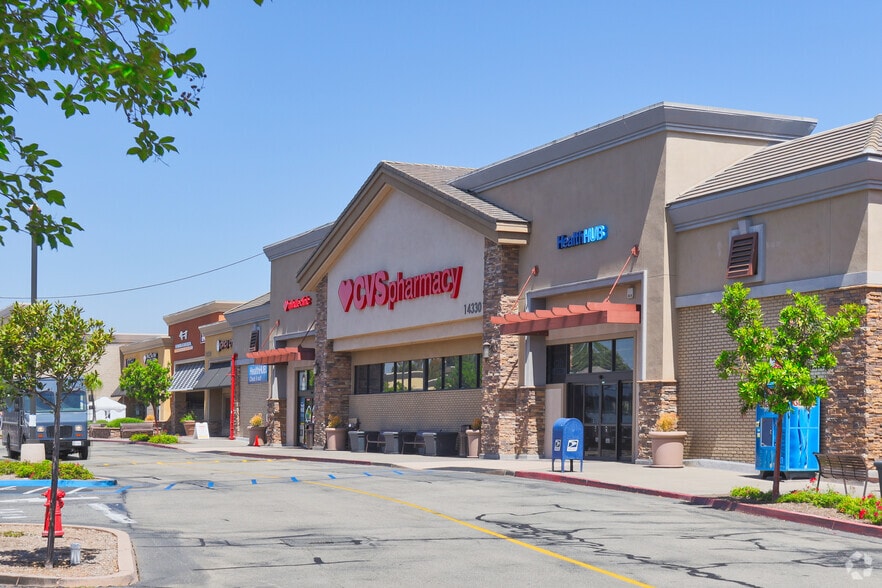 More Photos Of 14200-14474 Culver Dr, Irvine Storefront For Lease