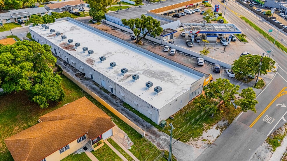More Photos Of 1620-1648 NE 148th St, Miami Freestanding For Sale