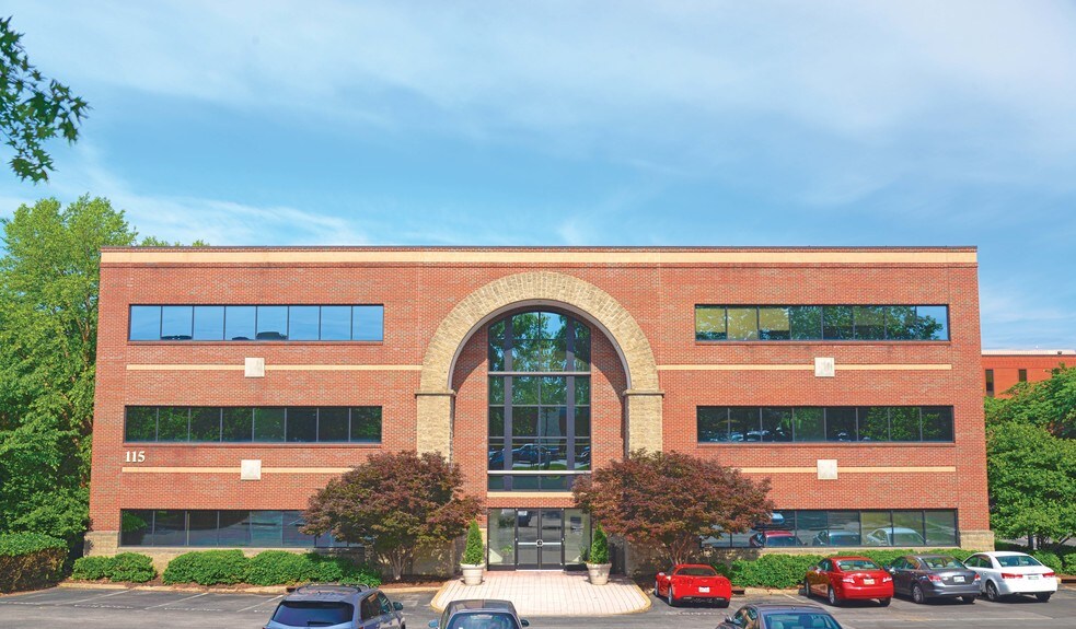 More Photos Of 115 East Park Dr, Brentwood Serviced Offices For Sale