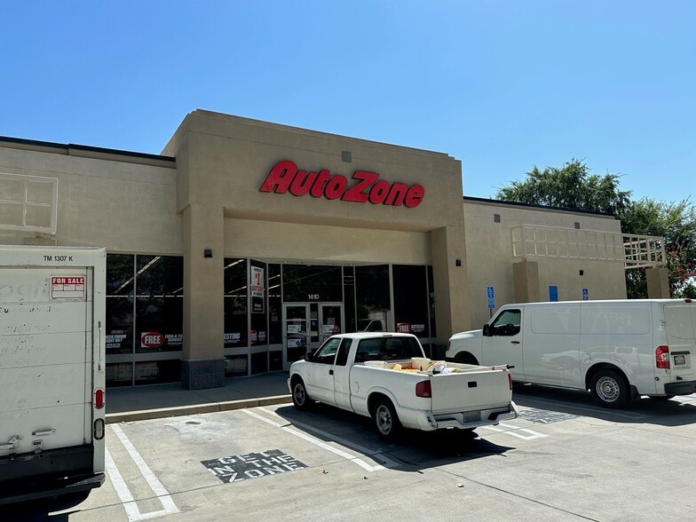 More Photos Of 1410 Foothill Blvd, La Verne Unknown For Lease