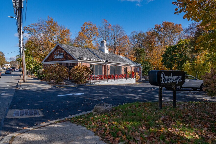 More Photos Of 445 E Main St, Mount Kisco Freestanding For Sale