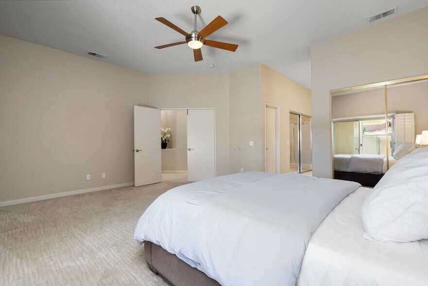 More Photos Of 285 Kavenish Dr, Rancho Mirage Apartments For Sale