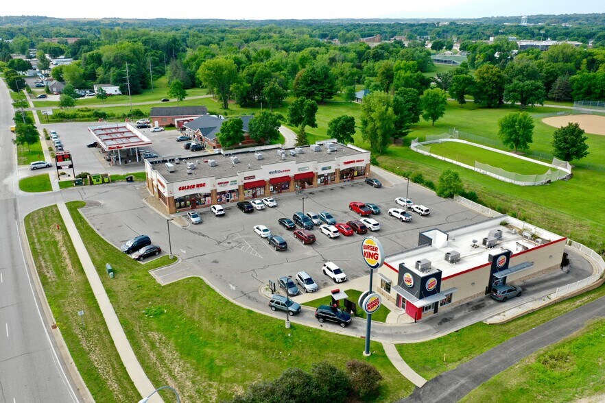 More Photos Of 1217 Marion Rd SE, Rochester Storefront For Lease