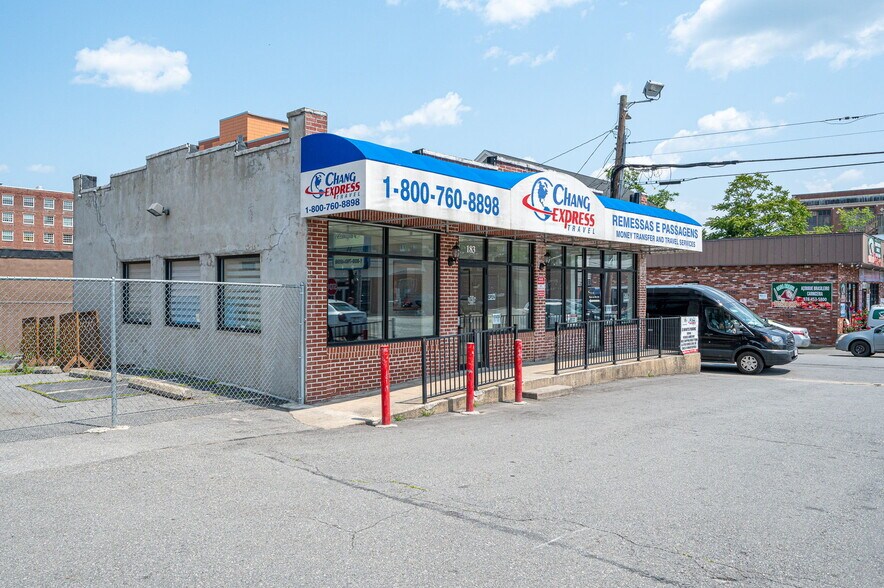 More Photos Of 183 Appleton St, Lowell General Retail For Sale