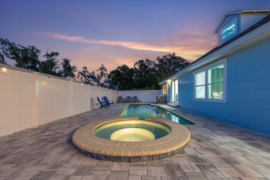 More Photos Of 4000 46th St N, Saint Petersburg Hospitality For Sale