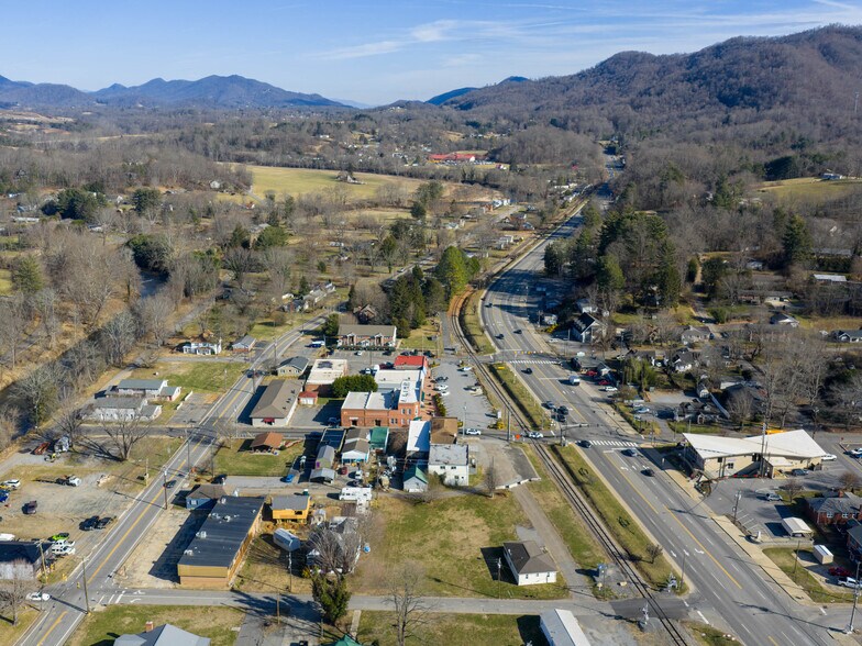 More Photos Of 3264 Broad St, Clyde Office For Sale