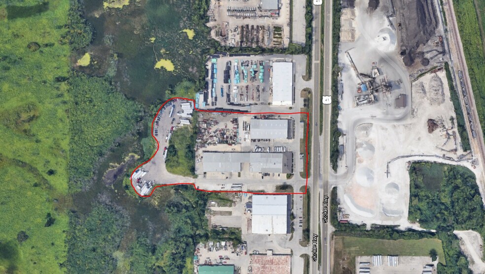 More Photos Of 29870 N Skokie Hwy, Lake Bluff Warehouse For Lease