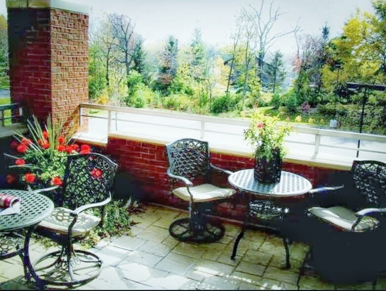 More Photos Of 7535 Burlington Pike, Florence Freestanding For Sale