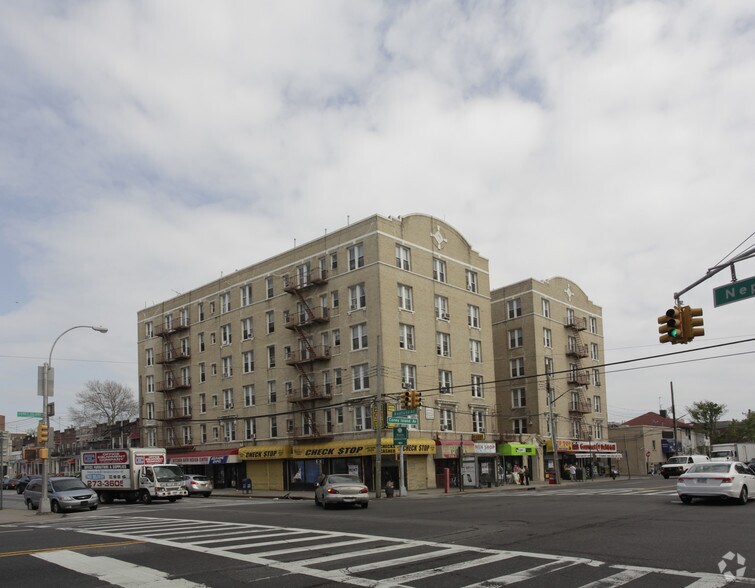 Primary Photo Of 172 Neptune Ave, Brooklyn Apartments For Lease