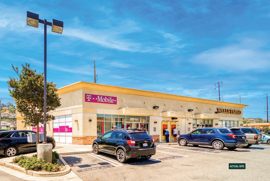 More Photos Of 4135 Pacific Coast Hwy, Torrance Bank For Lease