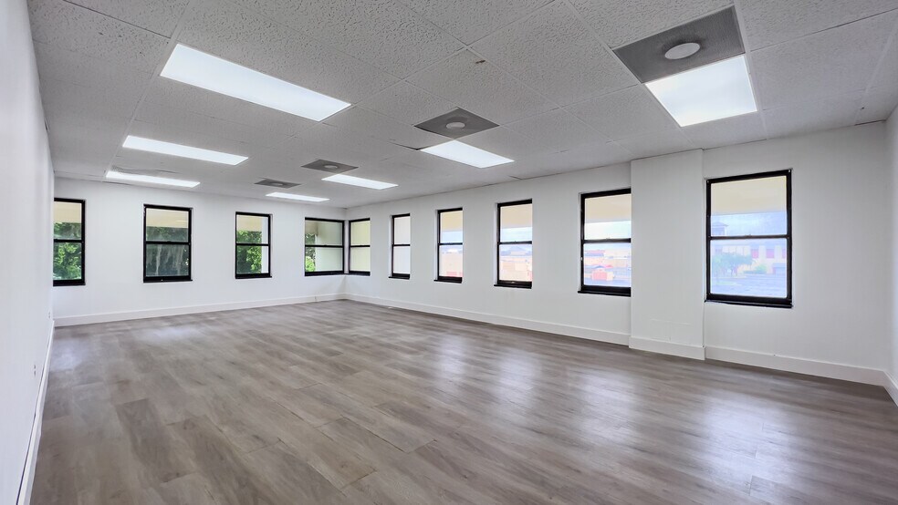 More Photos Of 4200 NW 16th St, Lauderhill Loft Creative Space For Lease