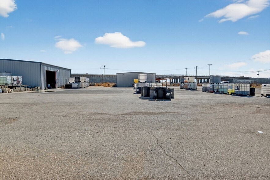 More Photos Of 8316 W I-20, Midland Warehouse For Lease