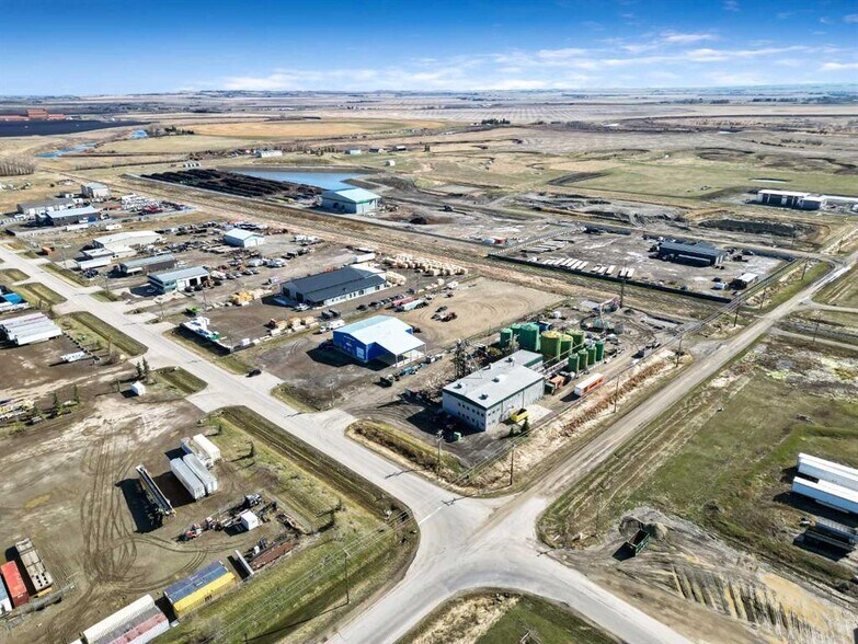 More Photos Of 450254 82 St E, Foothills No 31 Warehouse For Sale