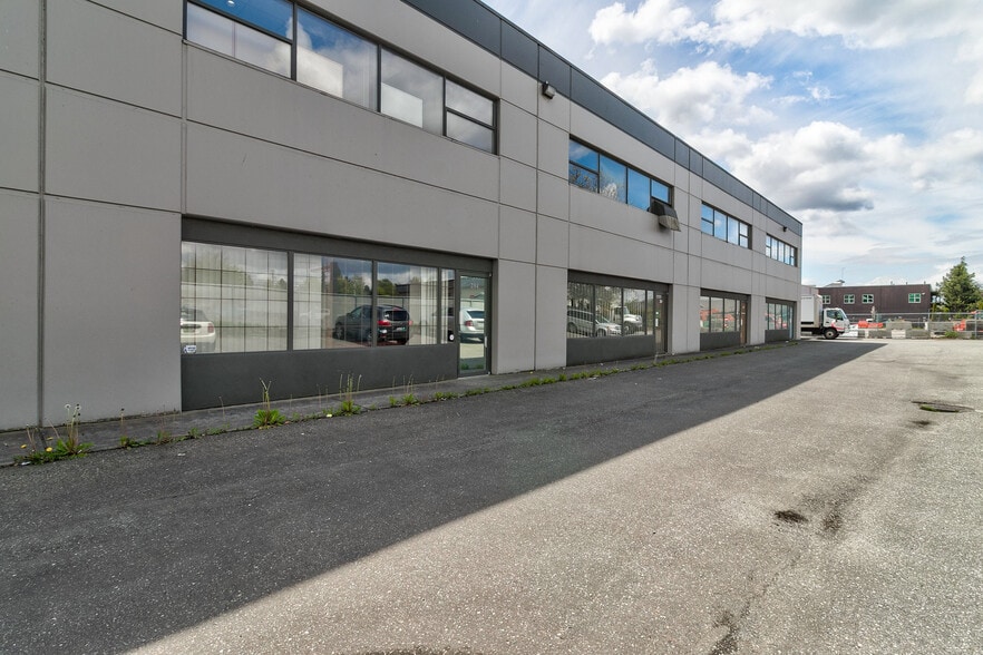 More Photos Of 17957 55th Ave, Surrey Warehouse For Sale