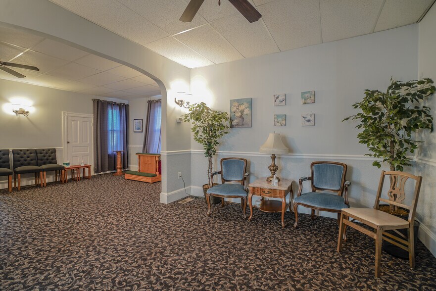 More Photos Of 625 Byberry Rd, Philadelphia Funeral Home For Sale