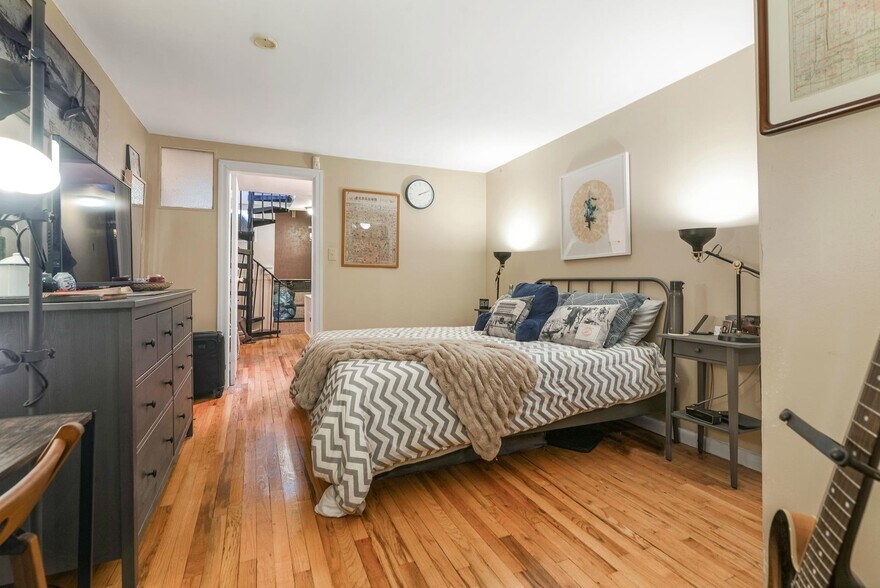 More Photos Of 598 Pacific St, Brooklyn Apartments For Sale