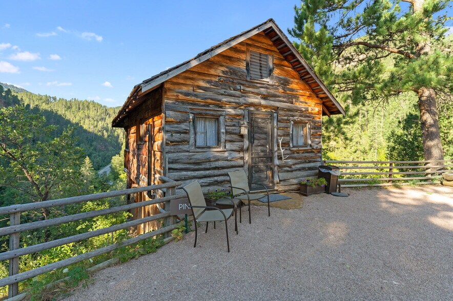 More Photos Of 10888 Rimrock Pl, Spearfish Hotel For Sale