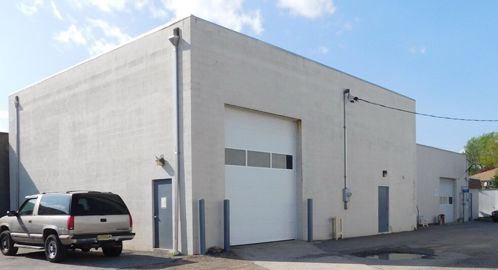 More Photos Of 74 Louis Ct, South Hackensack Unknown For Lease