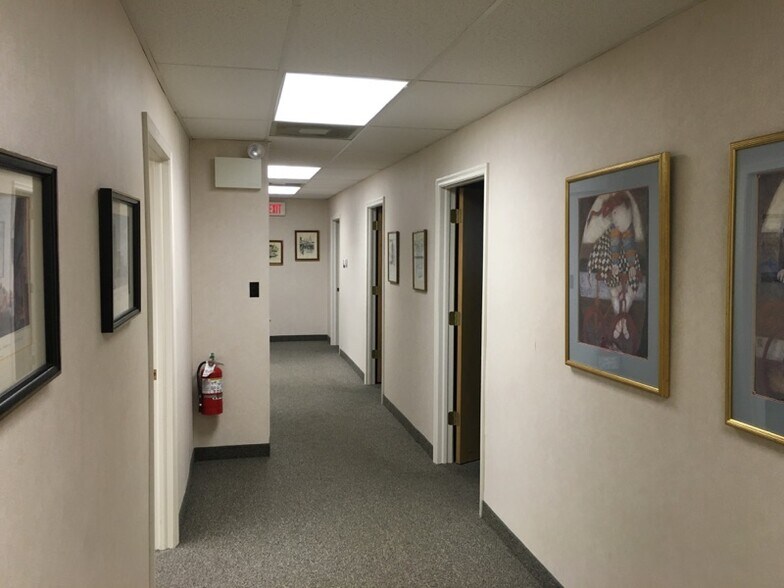 More Photos Of 19 Jenkins Ave, Lansdale Office For Lease