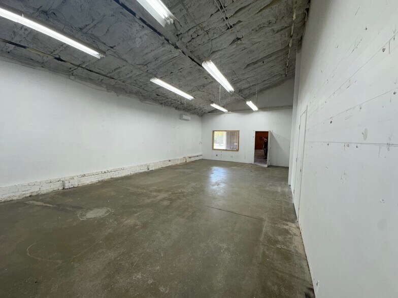 More Photos Of 2650 Rosselle St, Jacksonville Unknown For Lease