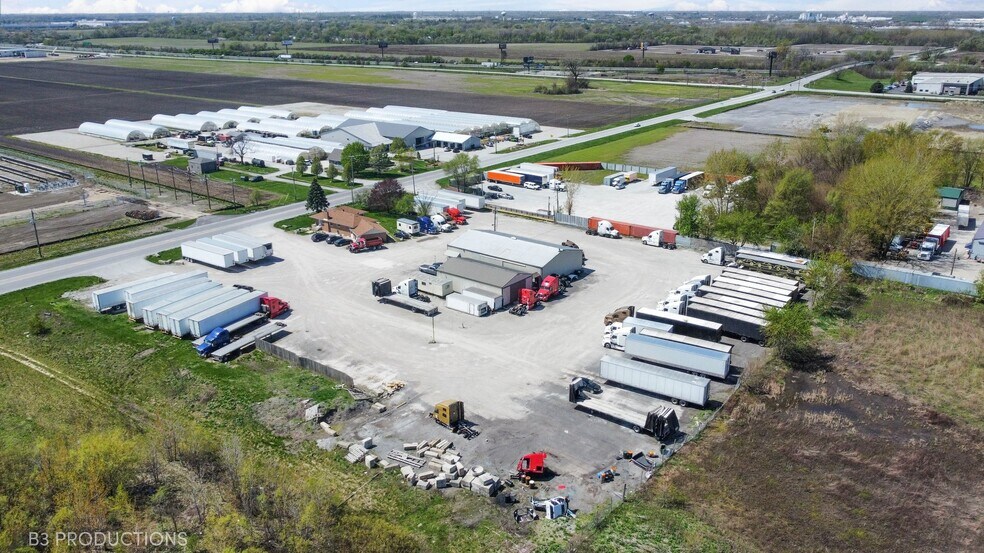 More Photos Of 1787 E Joe Orr Rd, Lynwood Warehouse For Sale