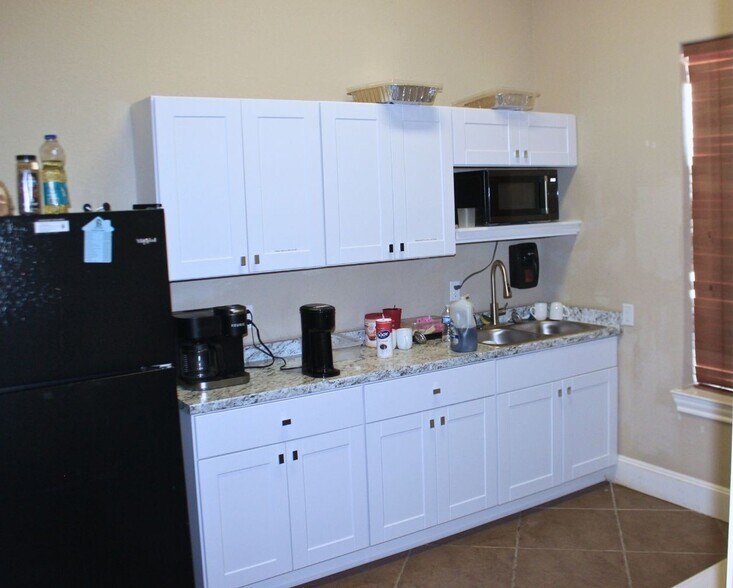 More Photos Of 7081 Old Reliance Rd, Bryan Industrial For Lease