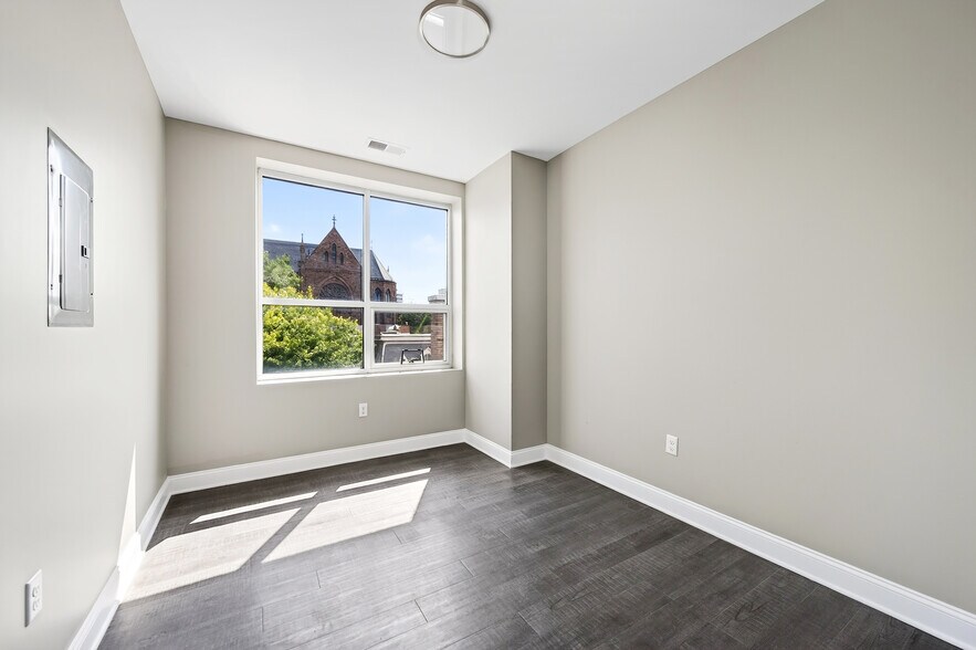 More Photos Of 531 Virginia St, Buffalo Apartments For Sale