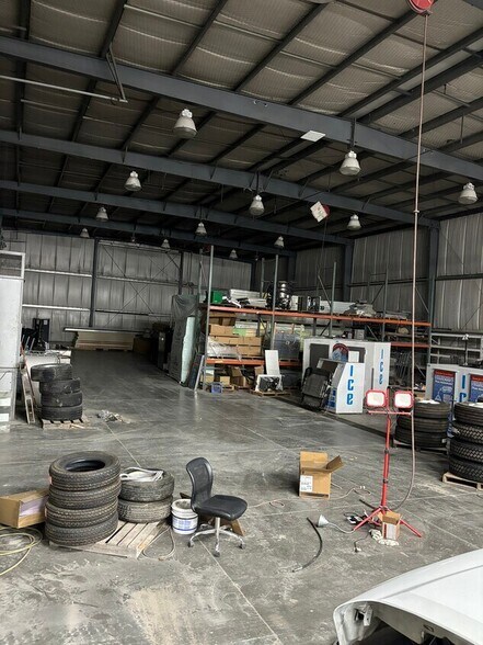 More Photos Of 2404 U St, Bedford Industrial For Sale