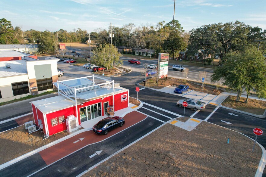 More Photos Of 952 W Tharpe St, Tallahassee Convenience Store For Sale