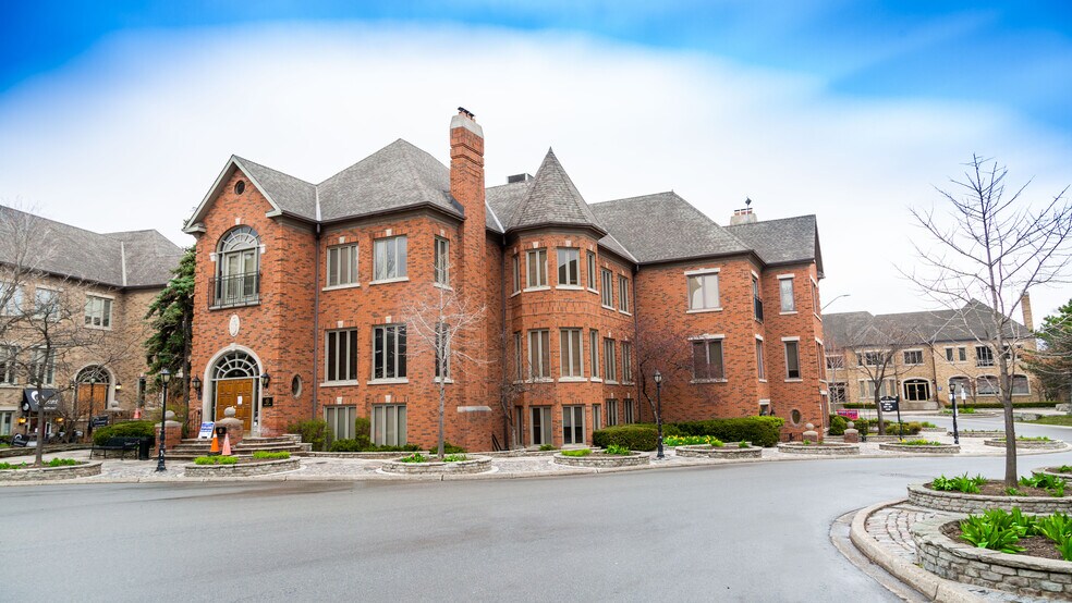 More Photos Of 4257-4265 Sherwoodtowne Blvd, Mississauga Office For Lease