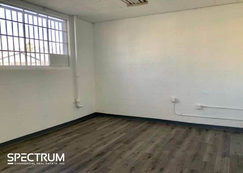 More Photos Of 758 Arroyo St, San Fernando Warehouse For Sale