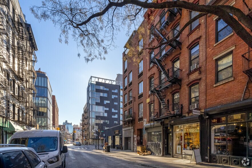 More Photos Of 165 Elizabeth St, New York Storefront Retail Residential For Sale