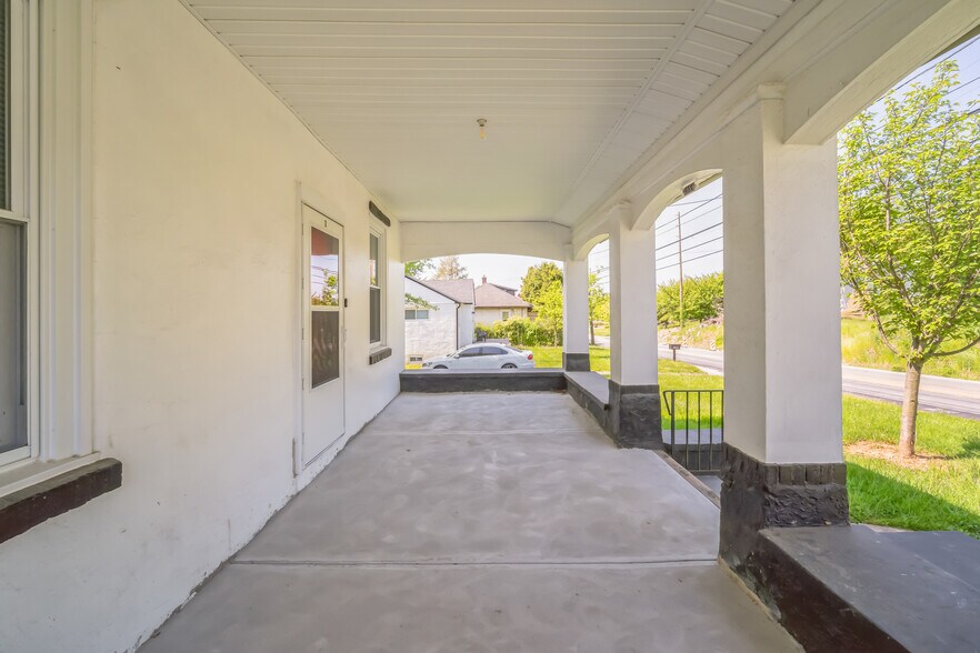 More Photos Of 2952-2954 Dekalb Pike, East Norriton Township Apartments For Sale