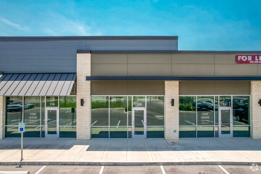 More Photos Of 646 W FM 78, Cibolo General Retail For Lease