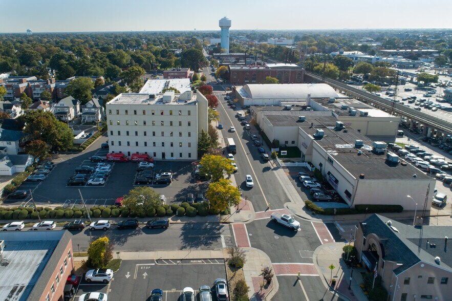 More Photos Of 55 Maple Ave, Rockville Centre Medical For Lease