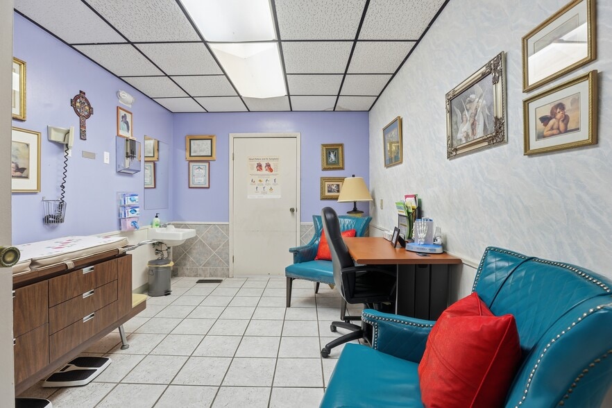 More Photos Of 801 S Washington St, Stillwater Healthcare For Sale