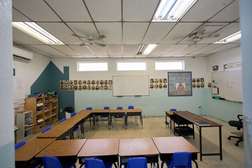 More Photos Of 18690 NW 2nd Ave, Miami Medical For Lease