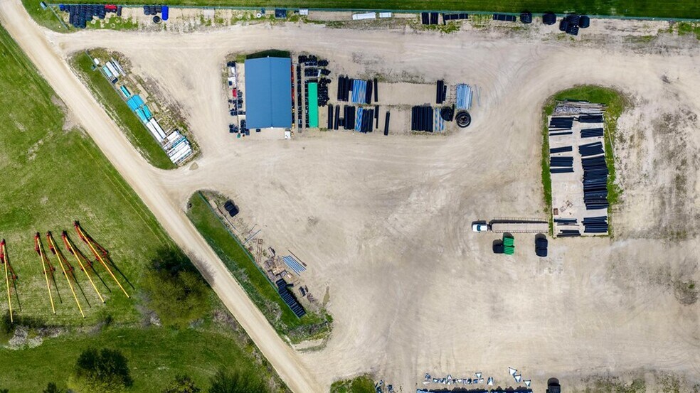 More Photos Of 535 W Main St, Le Roy Industrial For Sale