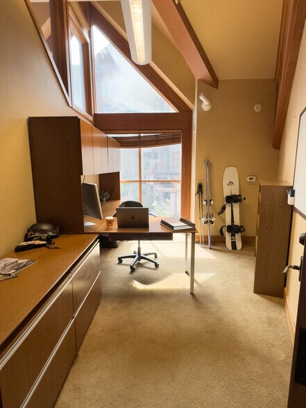 More Photos Of 3001-4001 Northstar Dr, Truckee Apartments For Lease