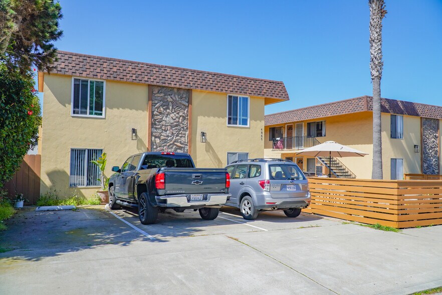 More Photos Of 4865 Brighton Ave, San Diego Apartments For Sale