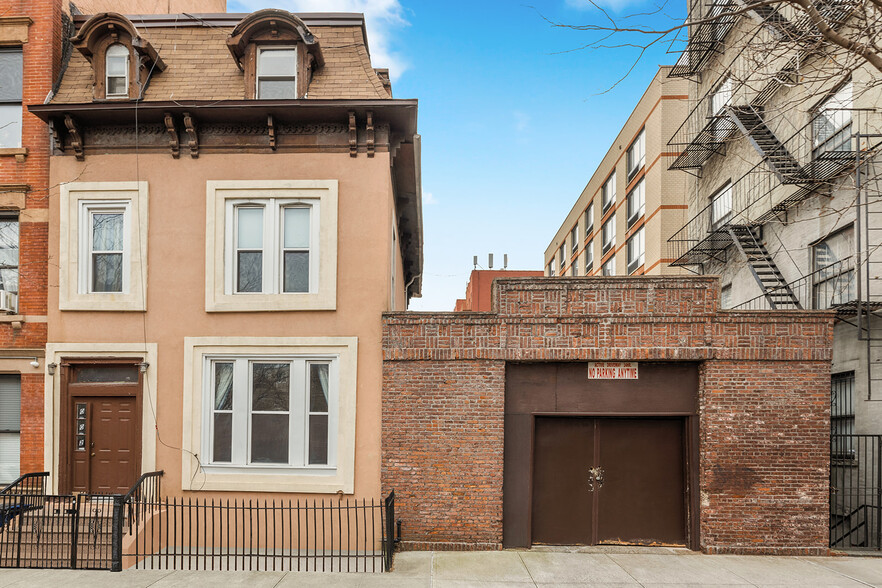 Primary Photo Of 502 E 118th St, New York Apartments For Sale