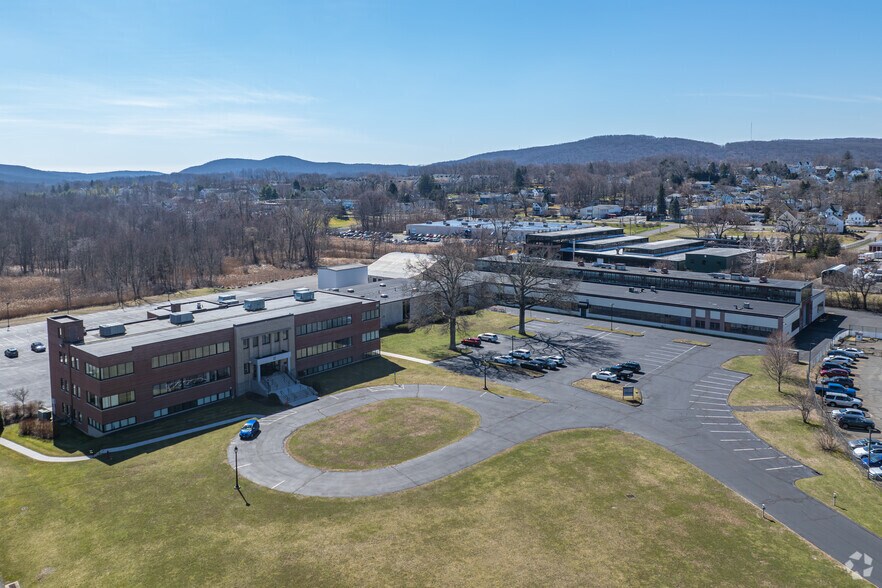Primary Photo Of 44 Shelter Rock Rd, Danbury Unknown For Lease