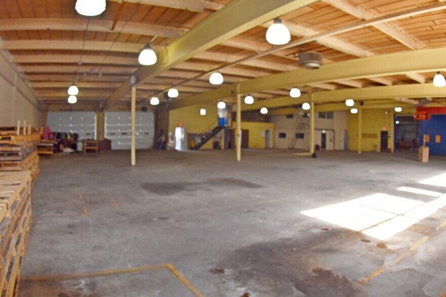 More Photos Of 176 New Jersey 50 Landing, Corbin City Warehouse For Sale