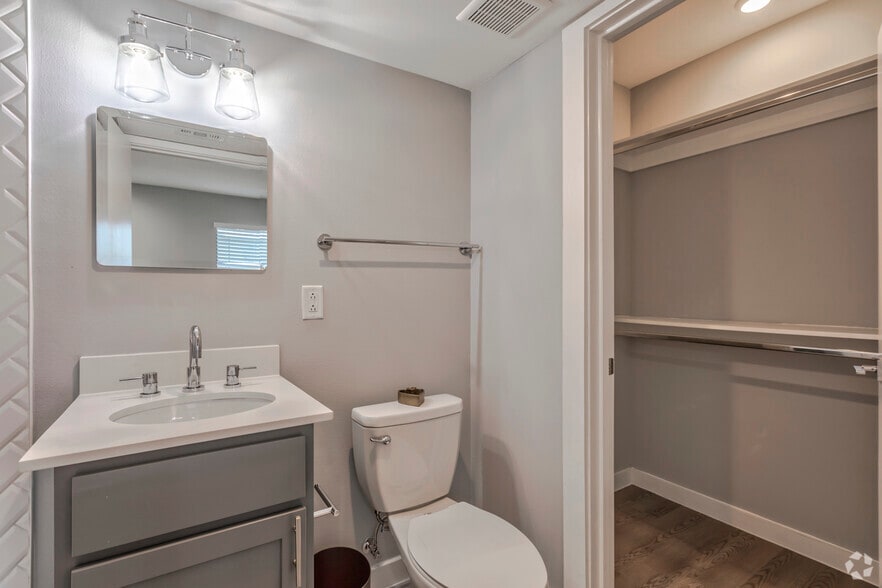 More Photos Of 4400 San Jacinto St, Dallas Apartments For Sale