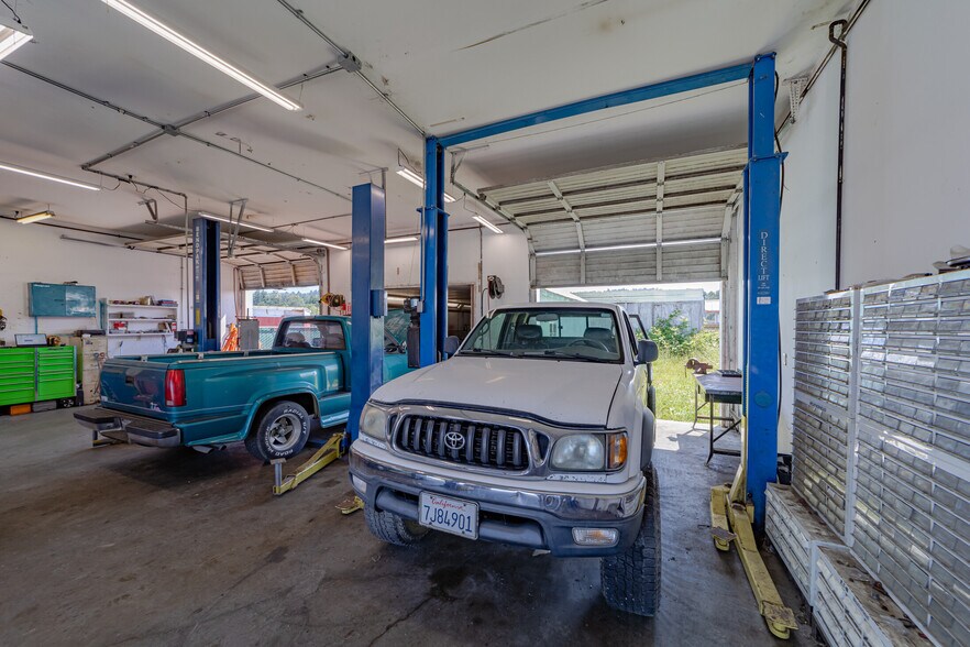 2755 Central Ave, Mckinleyville, CA 95519 Auto Repair For Sale