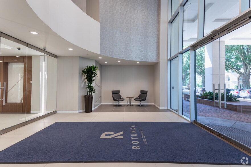 More Photos Of 4201 Congress St, Charlotte Office For Lease